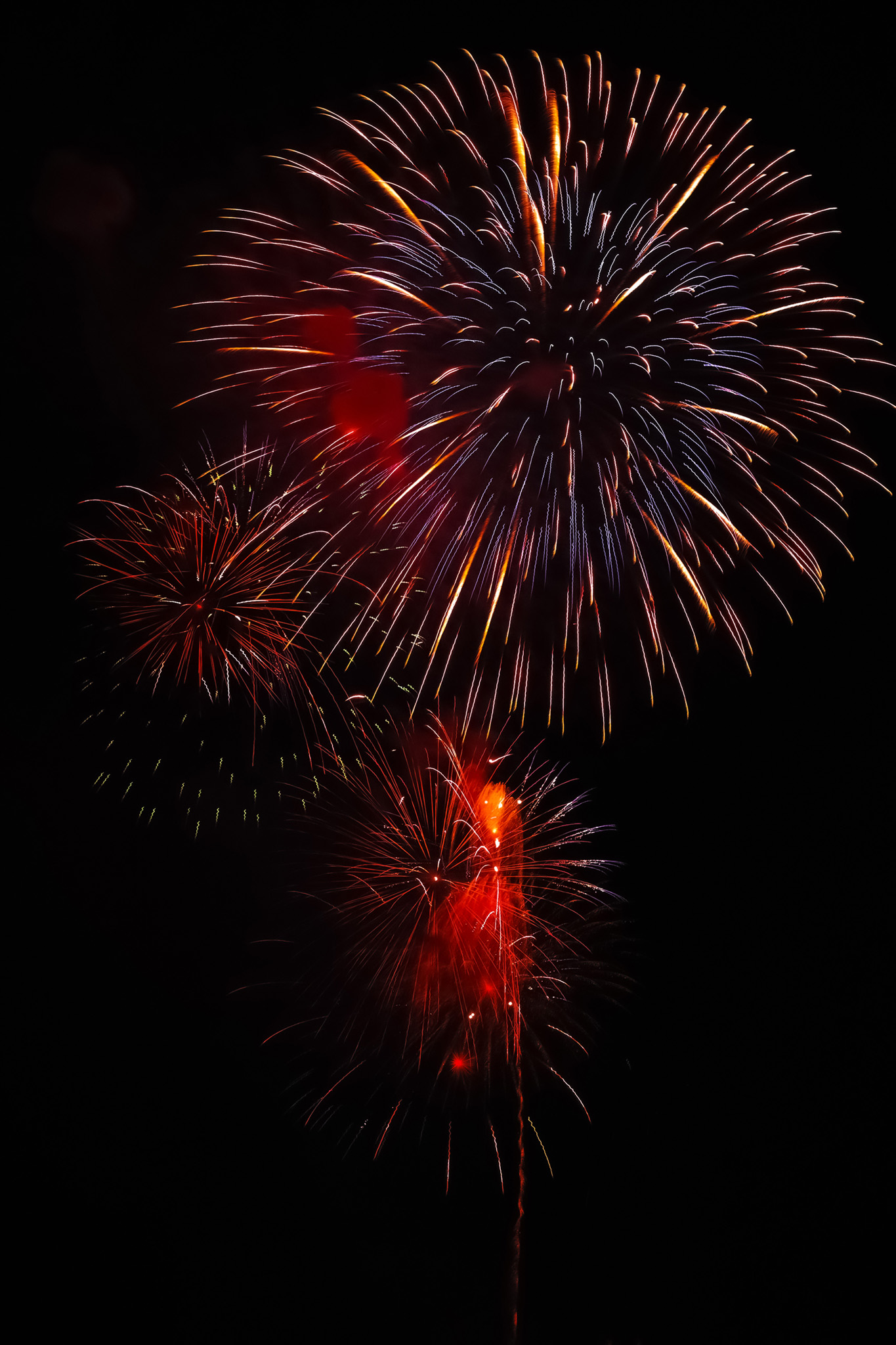 夜空を飾る花火の撮影画像 の画像 写真素材を無料ダウンロード 1 フリー素材 Beiz Images