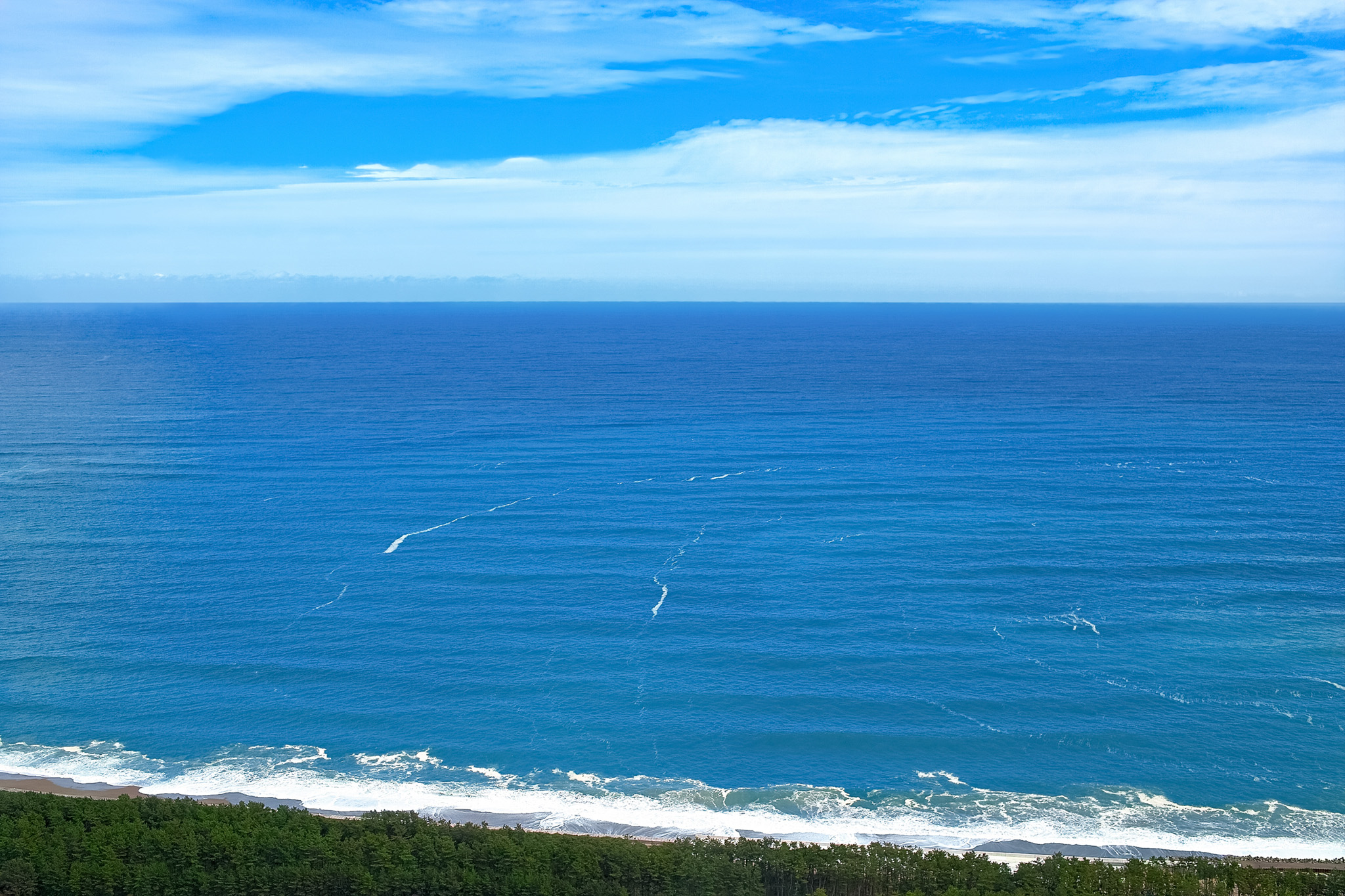 海岸線と水平線 の画像 写真素材を無料ダウンロード 1 背景フリー素材 Beiz Images