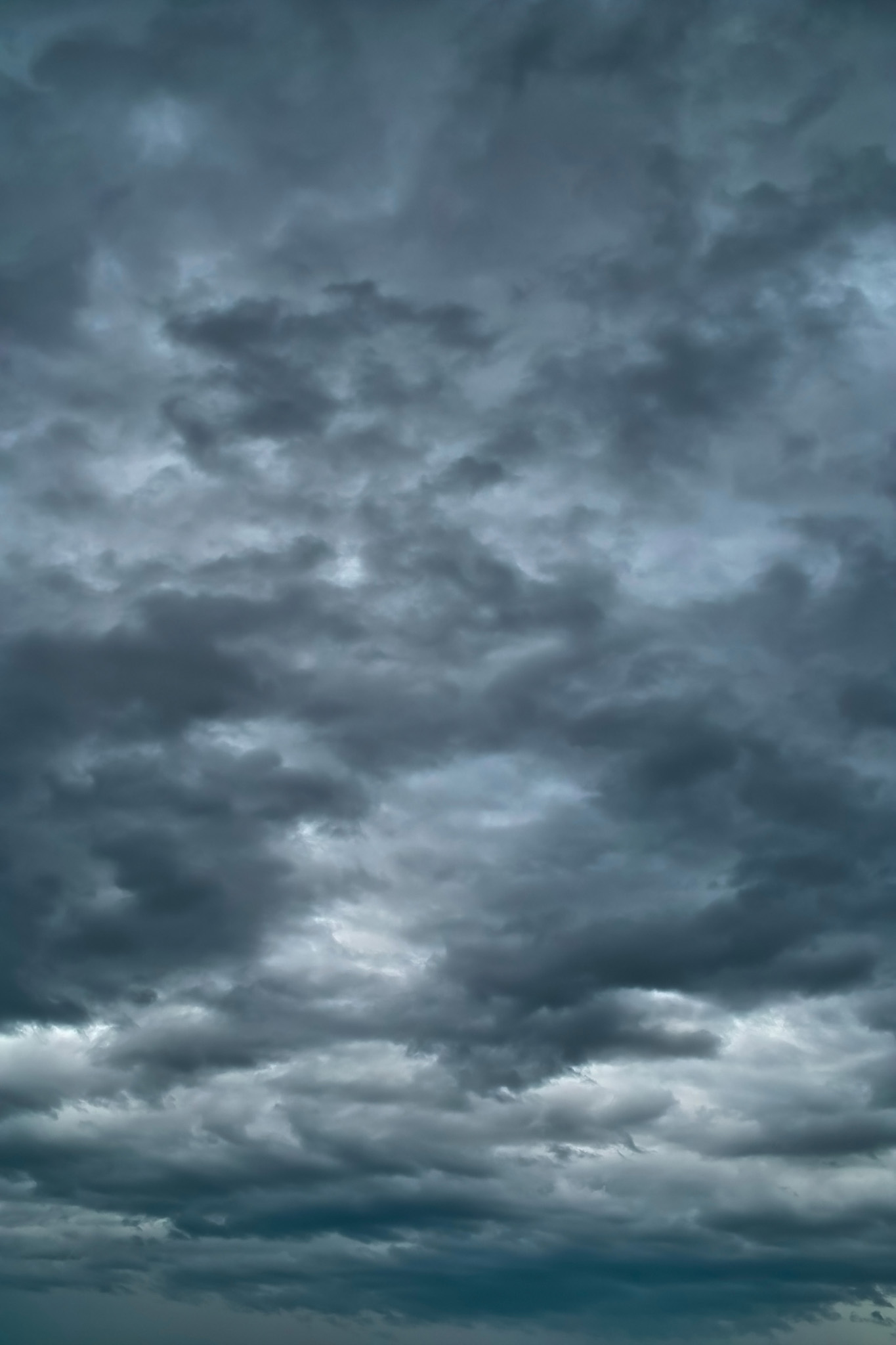 黒い雲が空一面を覆う の画像 写真素材を無料ダウンロード 1 フリー素材 Beiz Images