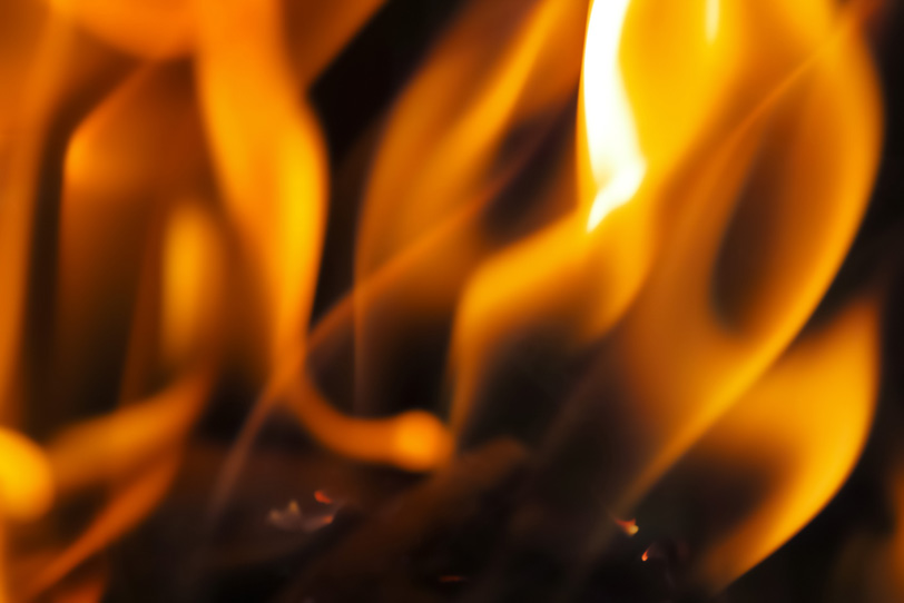 赫々と燃える炎のテクスチャの写真画像