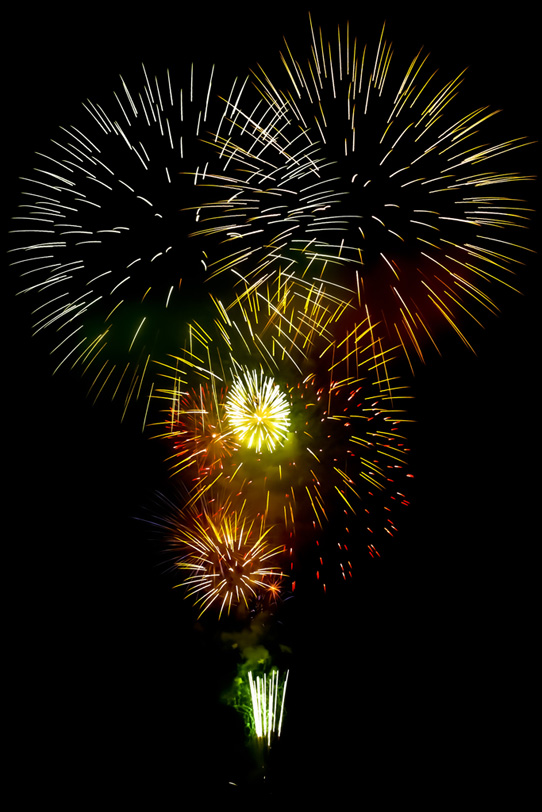 夜空を彩る花火の撮影画像 の画像 写真素材を無料ダウンロード 1 フリー素材 Beiz Images
