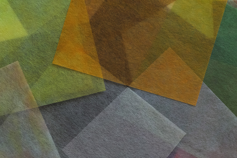 秋山のような色合いの極薄和紙の写真画像