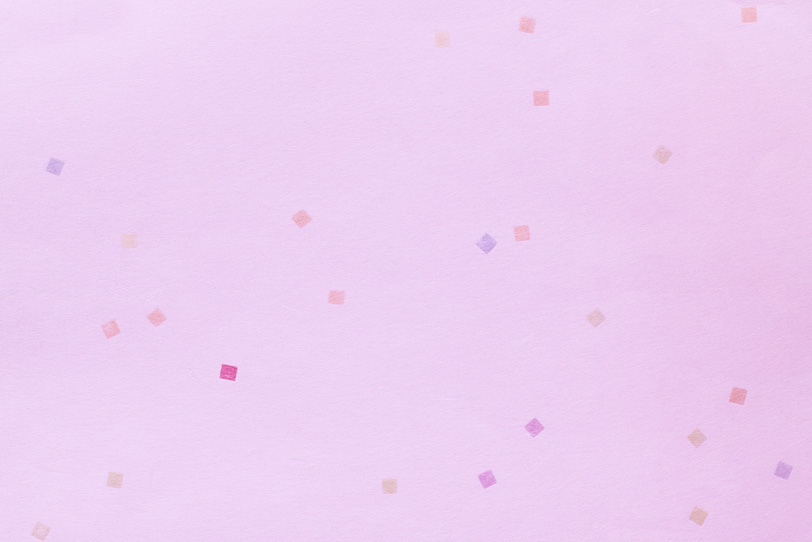 薄いピンクの春らしい柄入和紙の写真画像
