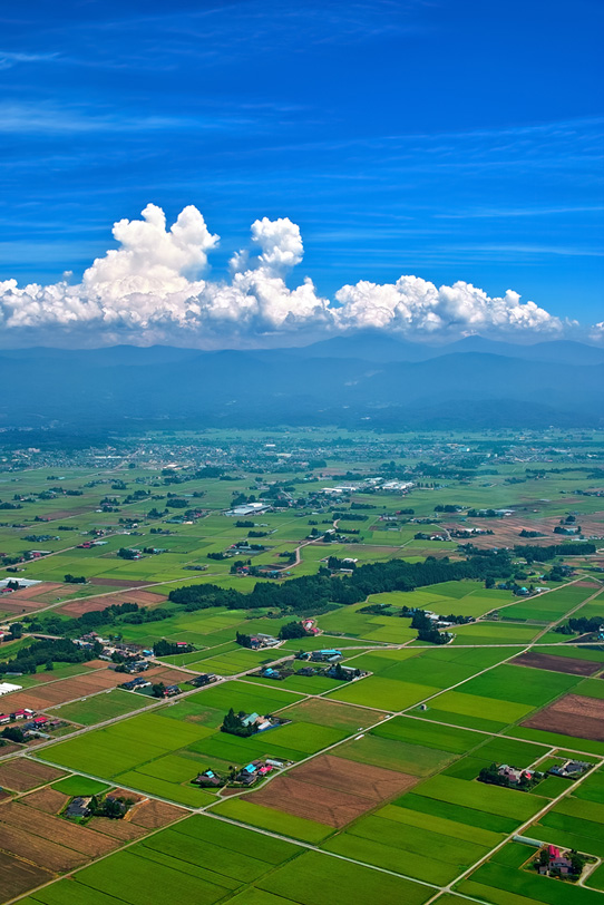 入道雲がある夏の田舎 の画像 写真素材を無料ダウンロード 1 背景フリー素材 Beiz Images