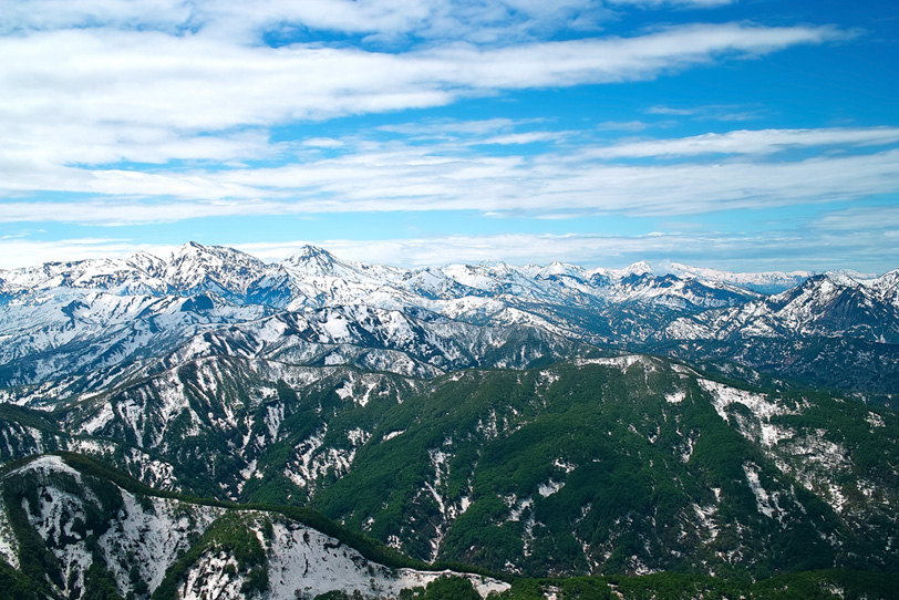 四季の山の写真画像