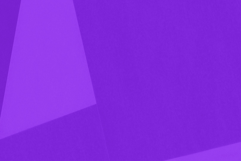 紫のシンプルでクールな写真