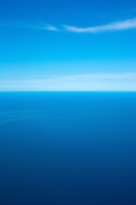 空と海の蒼いグラデーション の画像 写真素材を無料ダウンロード 1 フリー素材 Beiz Images