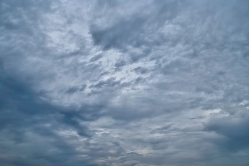 灰色の雲が空一面を覆う の画像 写真素材を無料ダウンロード 1 フリー素材 Beiz Images