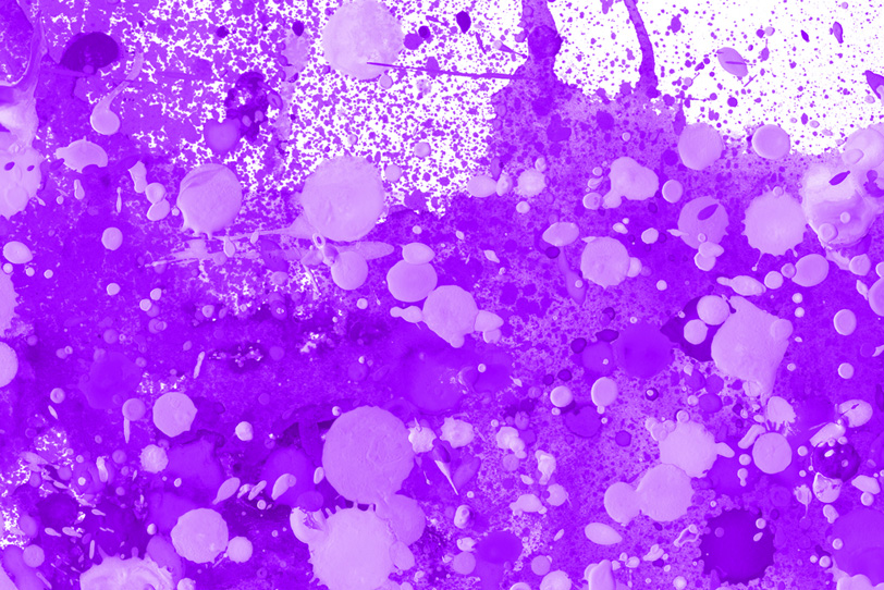 紫色の絵具のスプラッシュテクスチャ写真