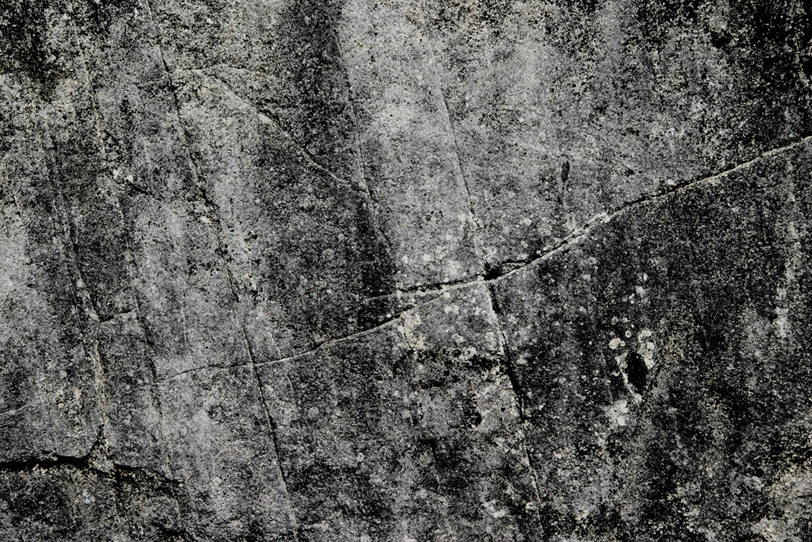 ひび割れた石のハードなイメージの写真画像