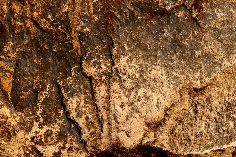 茶色いザラザラした石の写真画像