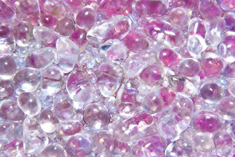ピンクのガラスの玉の写真画像
