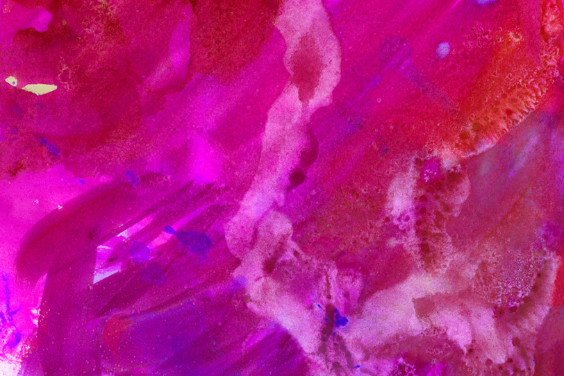 ラズベリーレッドの水彩重ね塗りの写真画像