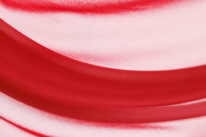 赤い薄手の布の素材（布 素材の背景フリー画像）