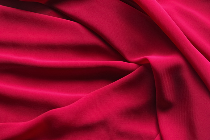 高級感のある深紅の布の背景（布 ドレープの背景フリー画像）