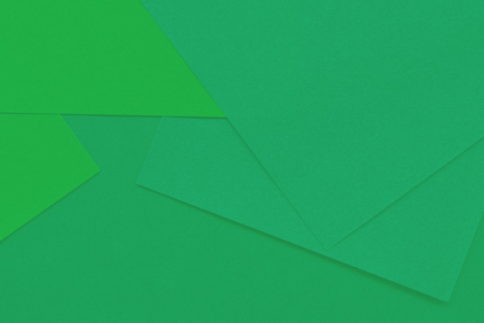 シンプルな緑のかっこいい壁紙（シンプル 緑の背景フリー画像）