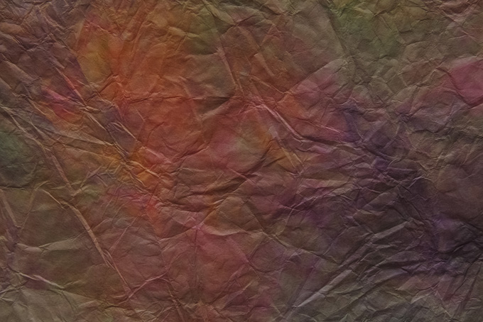 シワのある緑斑模様の和紙（カラフル 和紙 おしゃれの背景フリー画像）