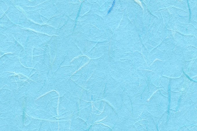 楮繊維の凹凸がある水色の和紙（和紙 青色の背景フリー画像）
