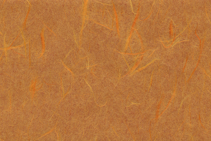 根の様な筋模様と土色の地の和紙（和紙 茶系の背景フリー画像）