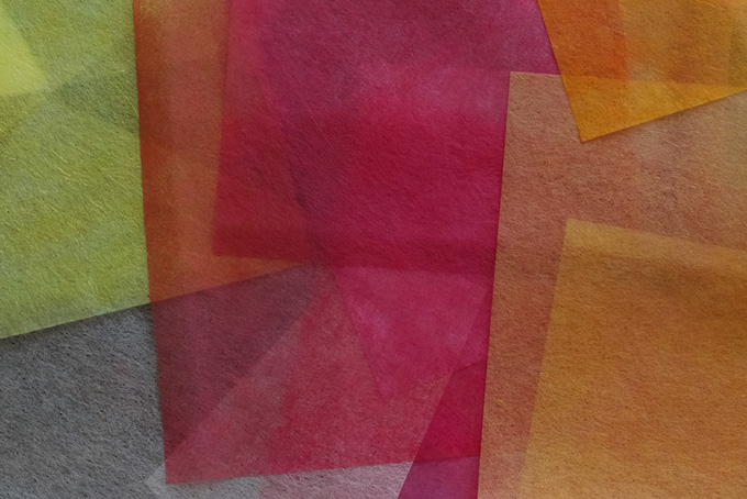 温かみのある暖色系の色染め和紙（和紙 和風の背景フリー画像）