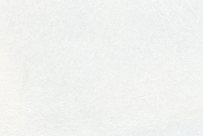 細かな繊維が絡まった白い和紙（白 和紙 テクスチャの背景フリー画像）