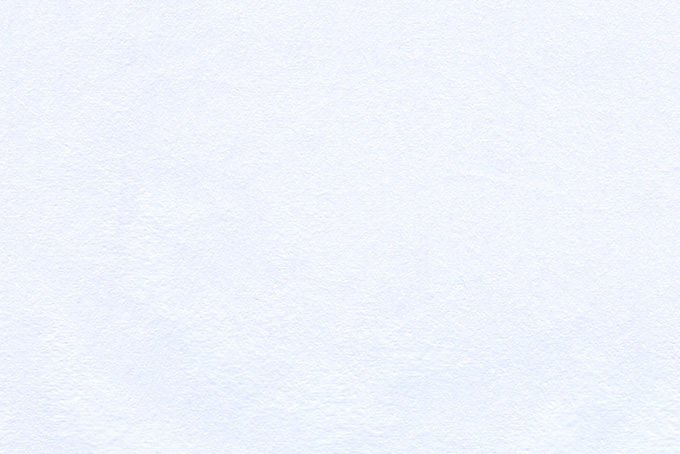 清楚な彩りの白菫色の和紙（白 和紙 壁紙の背景フリー画像）