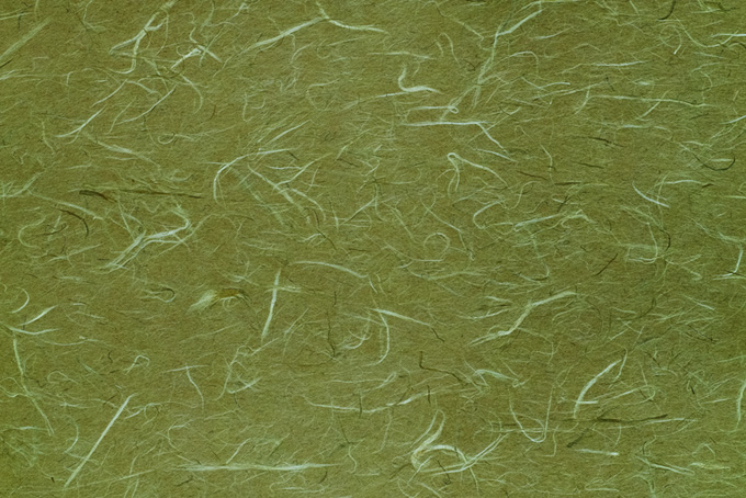 深みのある草色の雲竜和紙のテクスチャ素材（和紙 緑色の背景フリー画像）