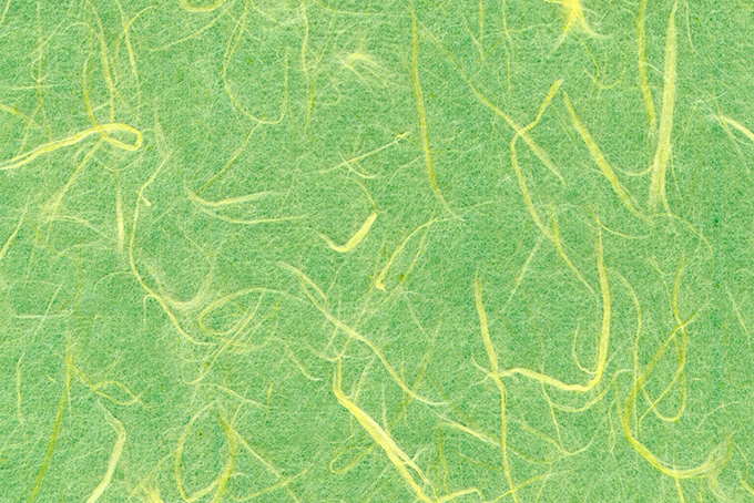 黄筋がある常磐色の和紙のテクスチャ背景（和紙 緑色の背景フリー画像）