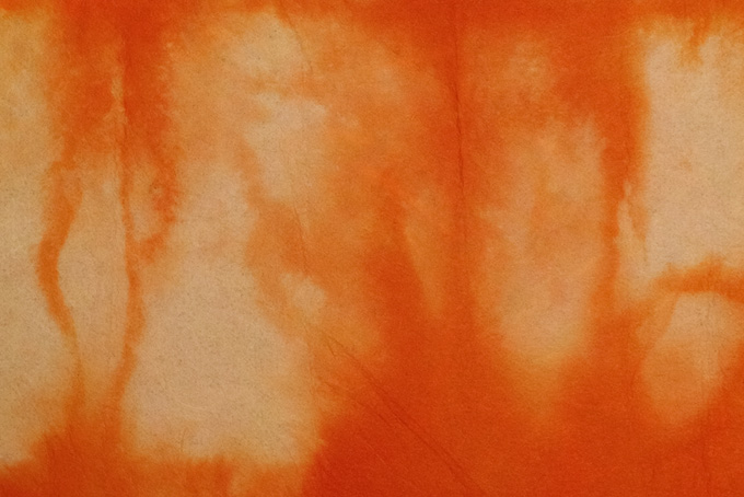 橙色が滲む砂色絞染和紙（オレンジ 和紙 綺麗）