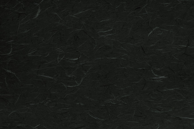 楮の模様が美しい黒い和紙（和紙 黒色の背景フリー画像）
