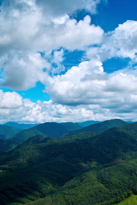 山と空