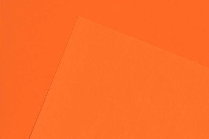 綺麗なオレンジ色のシンプルな写真（シンプル 無地 オレンジの背景フリー画像）