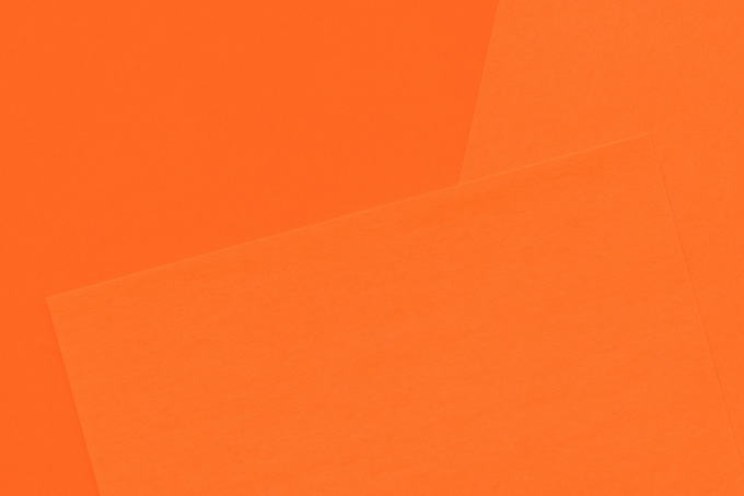 かっこいいオレンジ色のシンプルな画像（シンプル 無地 オレンジの背景フリー画像）