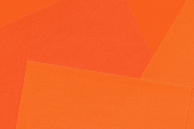 オレンジ色のシンプルなテクスチャ壁紙（背景 画像 オレンジ色の背景フリー画像）