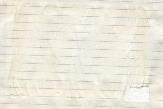 写真を剥がした跡のある古いノート（紙 おしゃれの背景フリー画像）