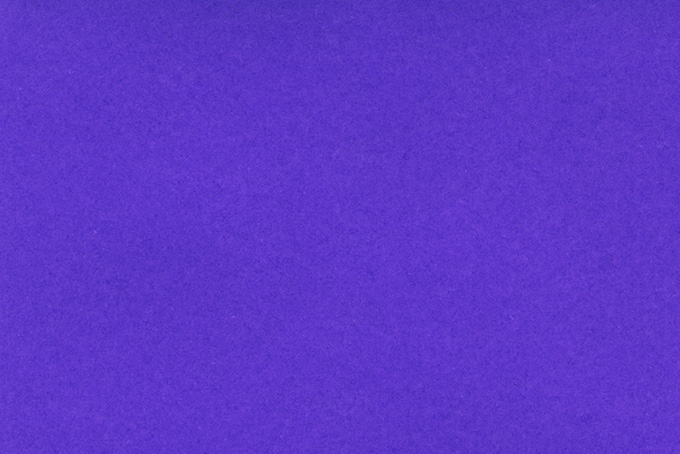高級感のある紫色の紙（紙 素材の背景フリー画像）