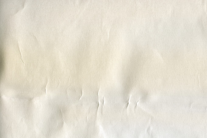 ダメージのある白い紙の素材（紙 背景のフリー画像）