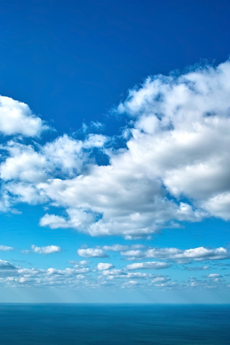 爽やかな青空と大海（海 風景の背景フリー画像）