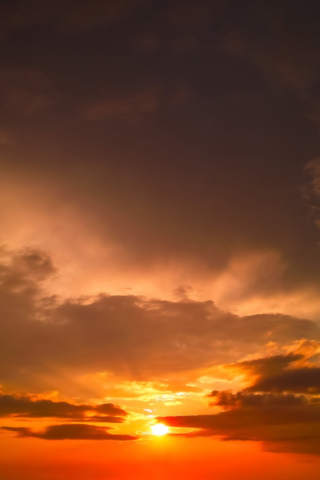 夕焼け 雲 の画像 写真素材を無料ダウンロード 1 背景フリー素材 Beiz Images