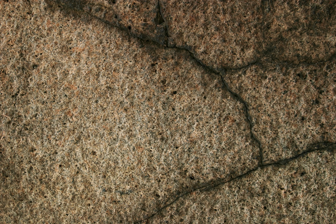 ひびの入った岩（テクスチャ 素材の背景フリー画像）