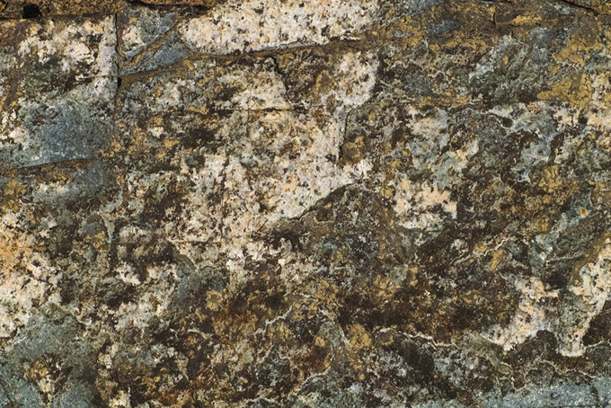 斑な模様の岩（背景 画像 岩の背景フリー画像）