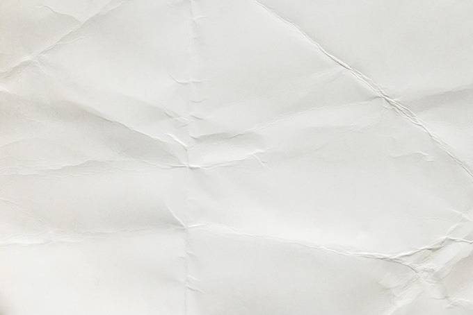 折れ目の沢山入った白い紙（背景 ペーパー 画像の背景フリー画像）