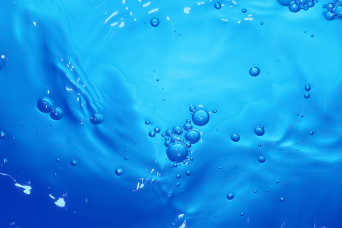 綺麗な青い水の素材（水 背景のフリー画像）