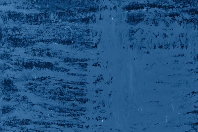 紺色のクレヨンペイントのテクスチャ素材（水彩 絵の具の背景フリー画像）