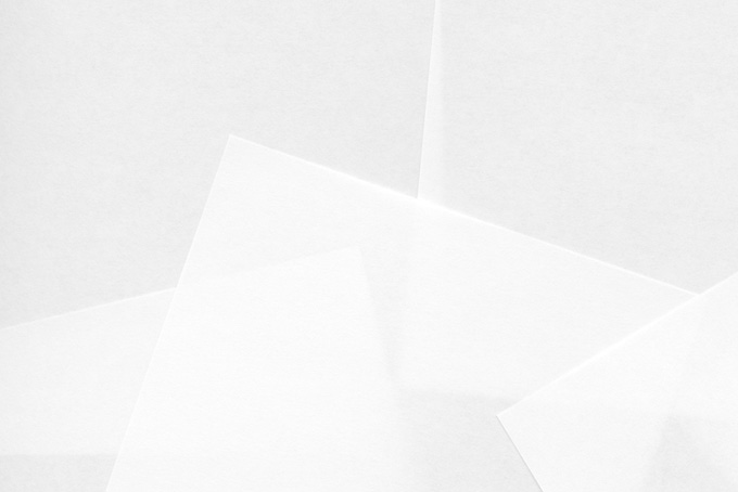 シンプルな白のかっこいい壁紙（シンプル 白いの背景フリー画像）